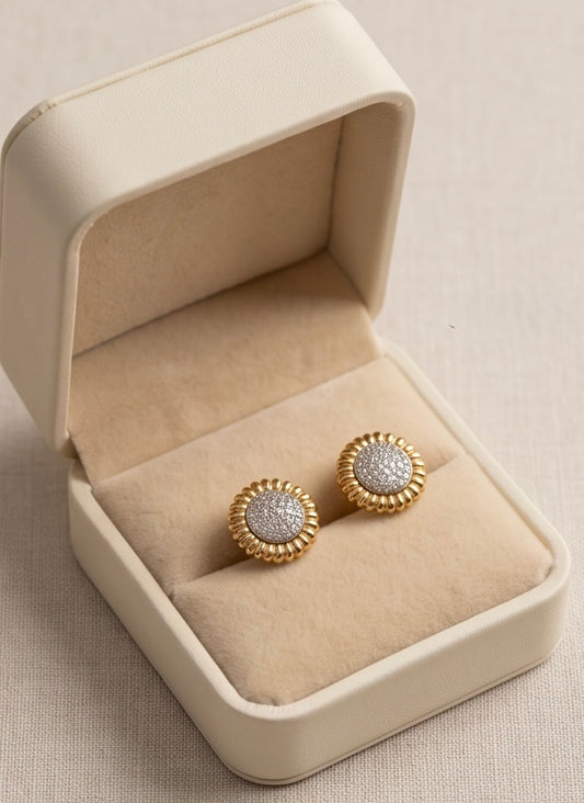 Margot Studs