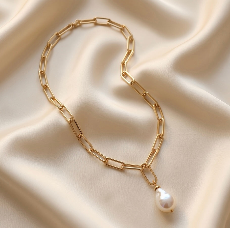 Bianca Pearl Paperclip Necklace