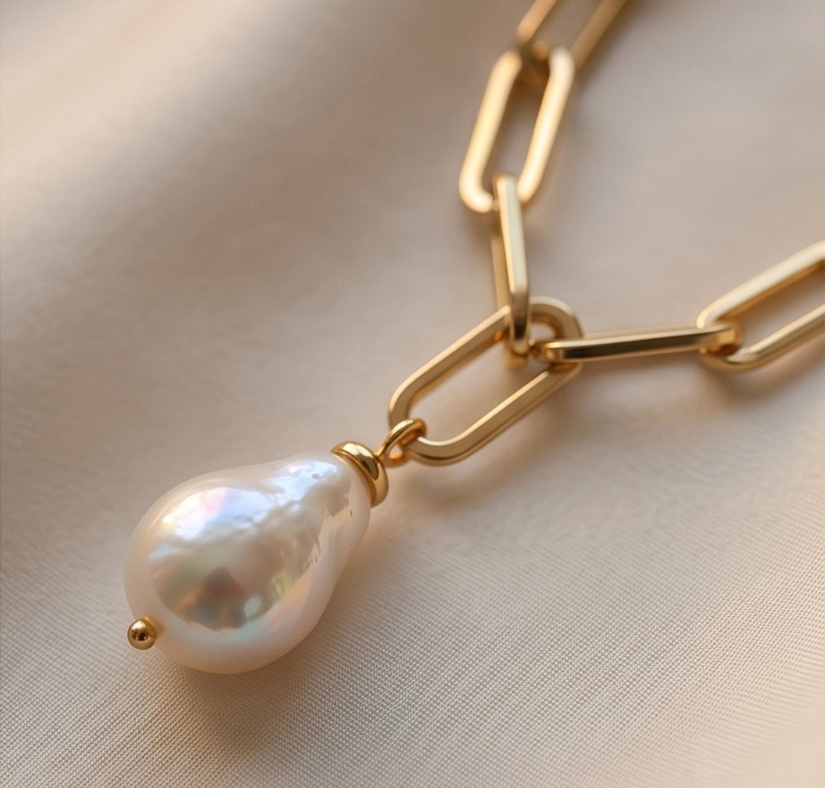 Bianca Pearl Paperclip Necklace