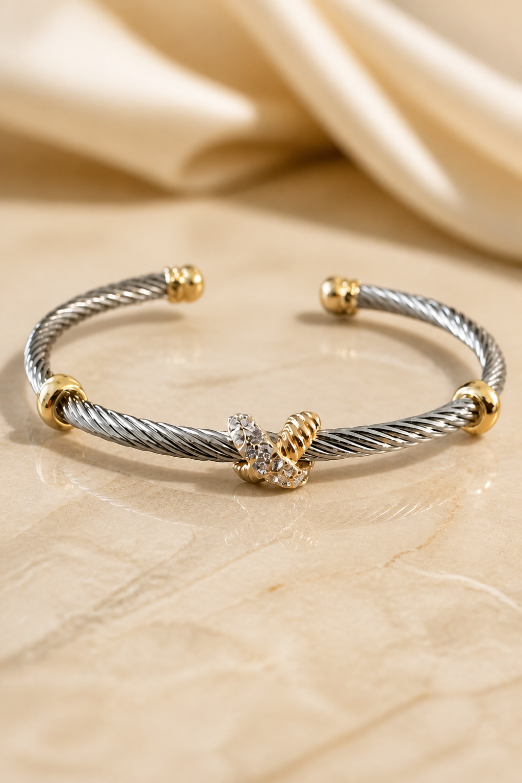 Knot Cuff